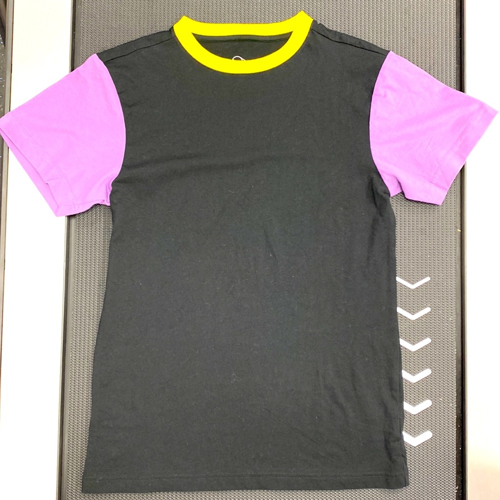 NWOT ORIGINAL USE TEE SIZE S